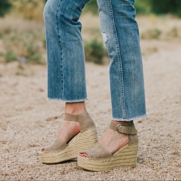 Marc Fisher Alida Espadrille Platform Wedge - Picture 4 of 16